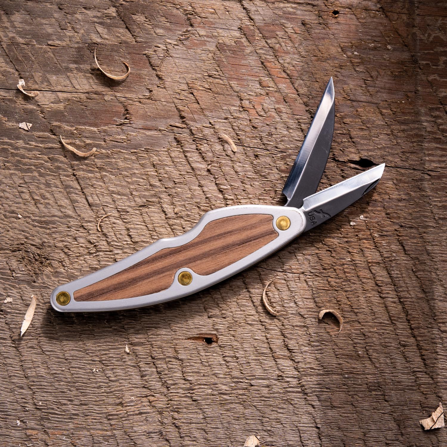 Flexcut Whittlin' Jack roughing blade 2 in for material removal and shaping.
