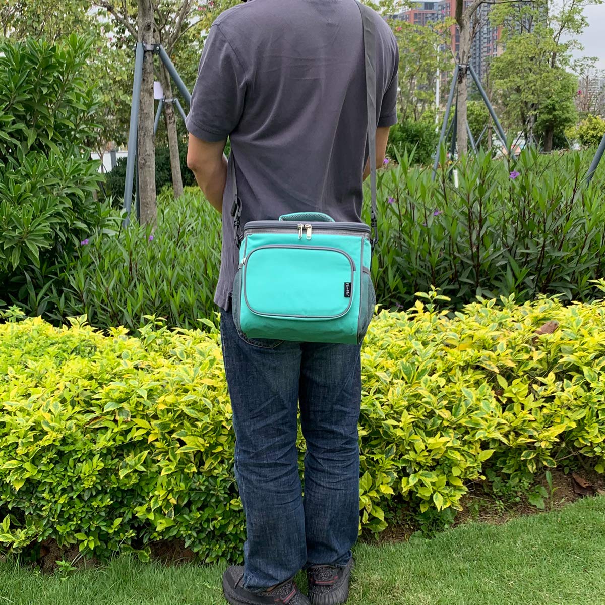 FlowFly Jade lunch bag worn as crossbody with 48-inch strap