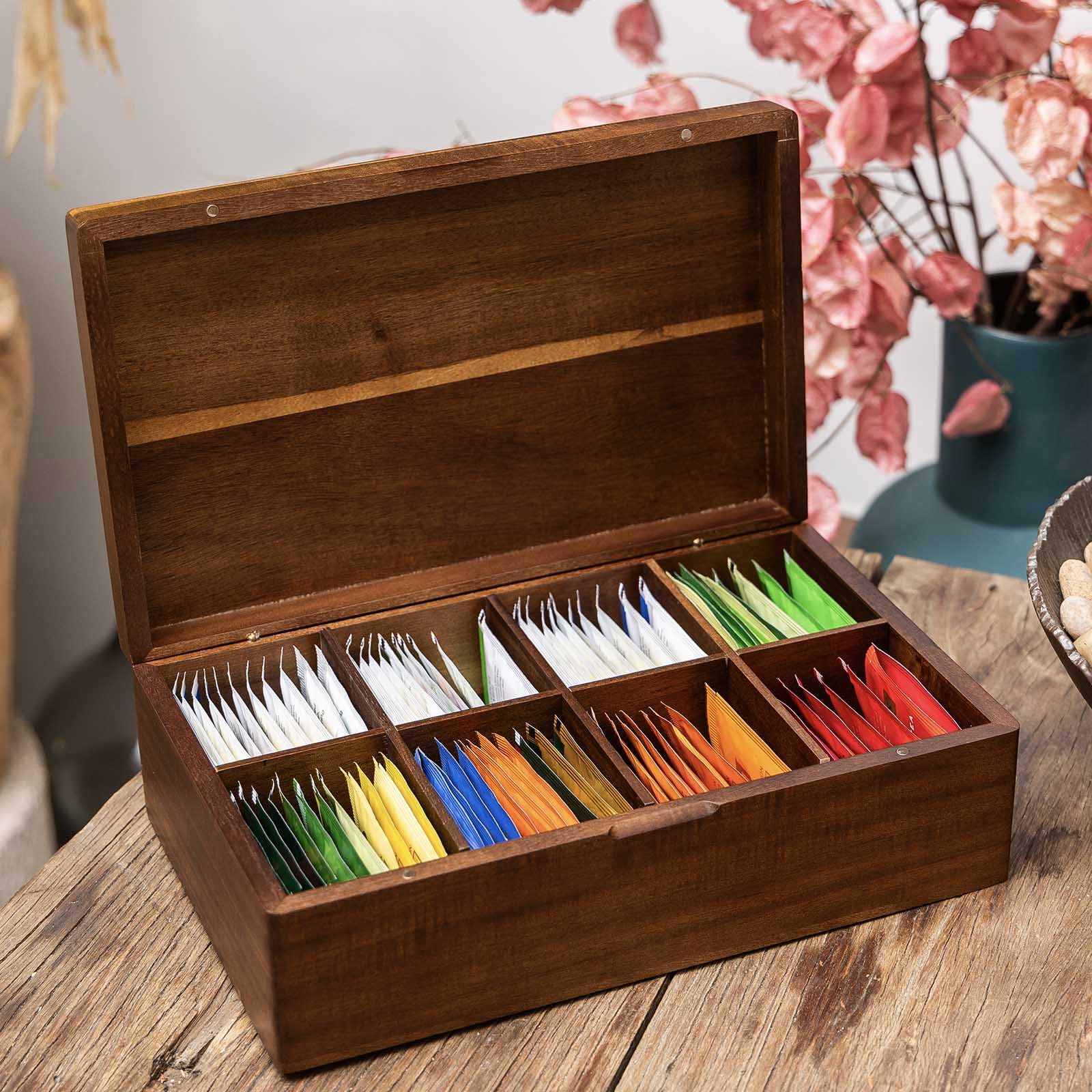 FLYIEE Acacia organizer close-up highlighting durable wood grain and construction