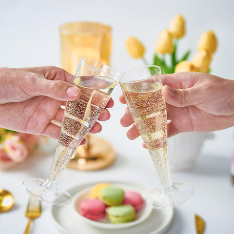 FOCUSLINE recyclable champagne flutes for easy post-event disposal