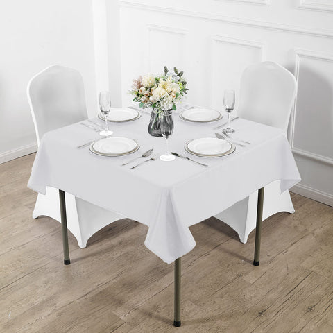 Fokitut easy-clean tablecloth is machine washable.