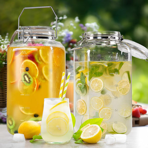 Folinstall clear mason jar with lids for organized pantry display.