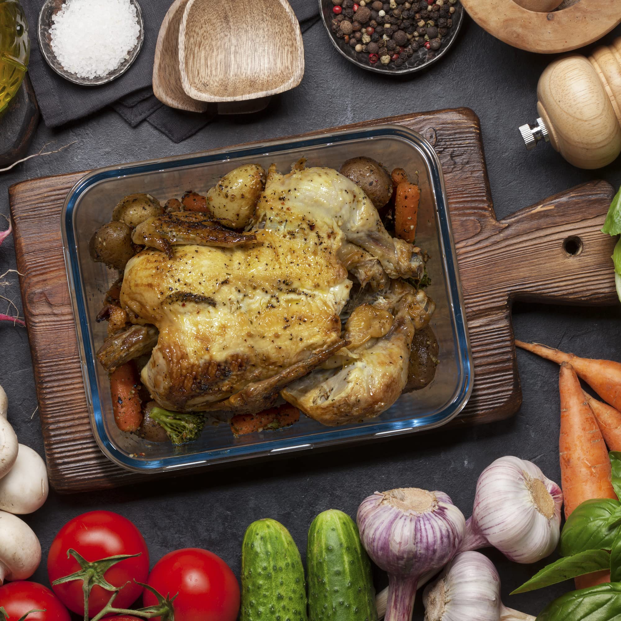 FOOD BOUTIQUE glass container is dishwasher-safe for quick cleaning