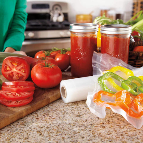 FoodSaver 11x16 bag roll for flexible sealing of larger portions.