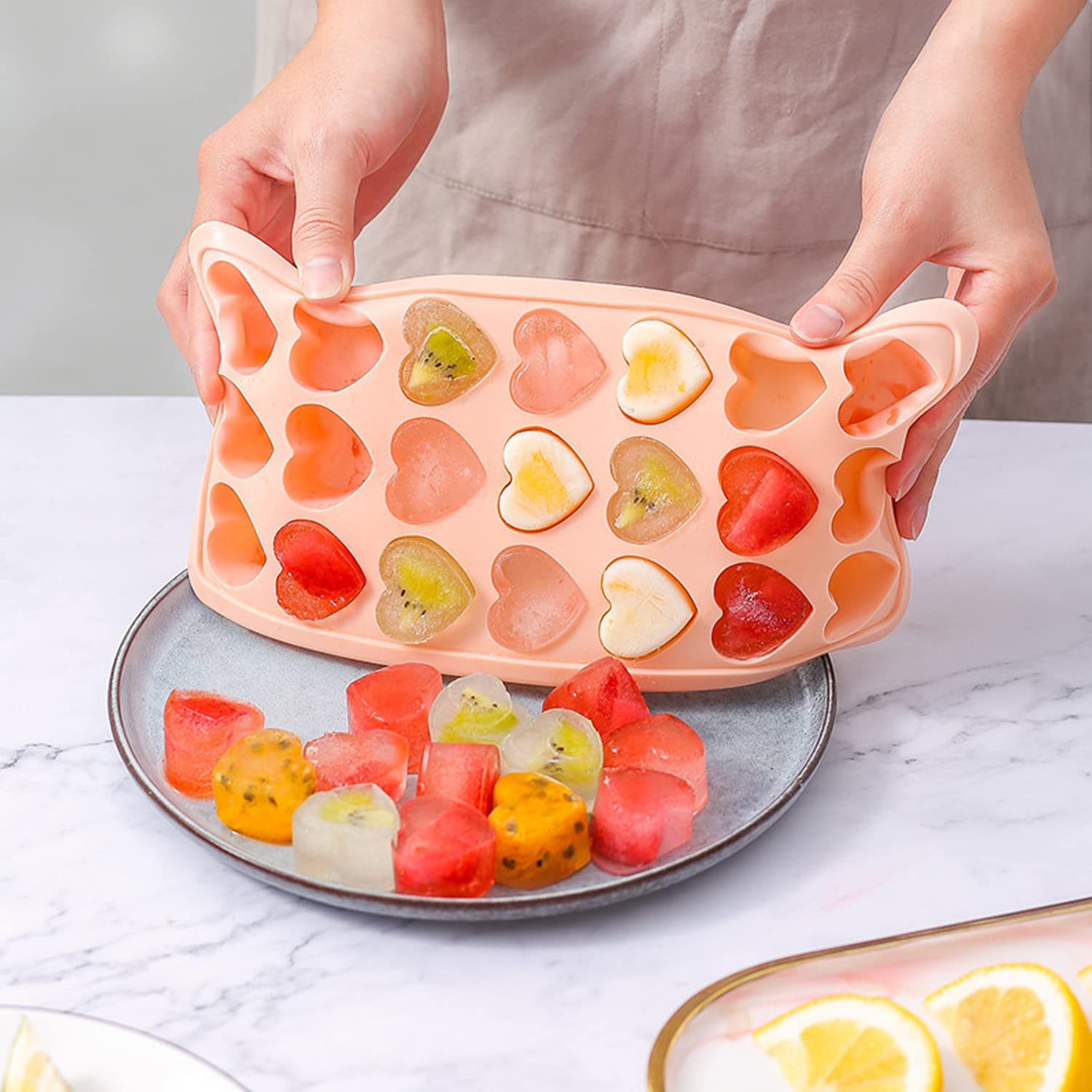 FOSOE stackable trays save fridge space and keep cubes organized.
