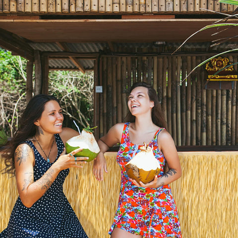 Fovths luau grass table skirt ideal for luau and summer celebrations