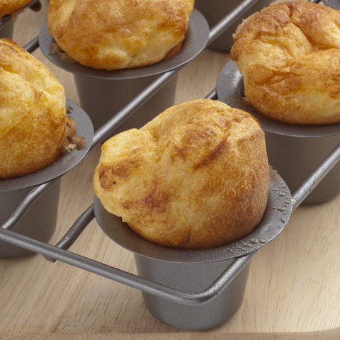 Six deep wells for crisp sides and puffed tops on popovers