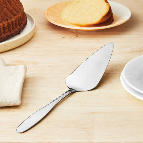 Fox Run stainless steel dessert spatula serves and slices cakes with ease.