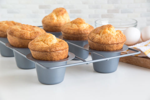 Premium non-stick coating enables quick release and easy cleanup