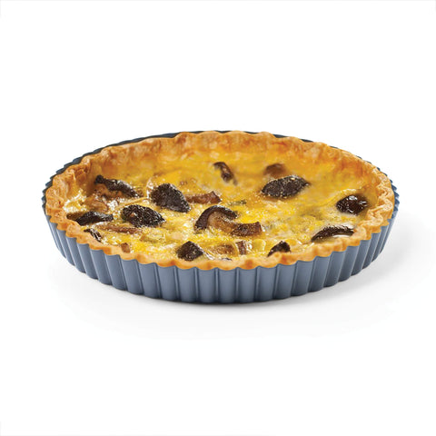 Fox Run removable-bottom quiche pan with easy-release surface for quiche and tarts