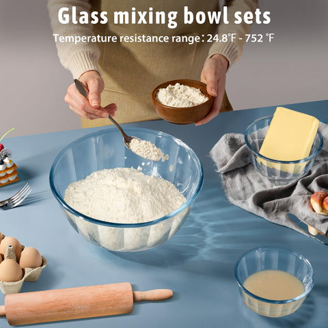 Freshmage 4.4-quart bowl demonstrates generous capacity for batters and salads.