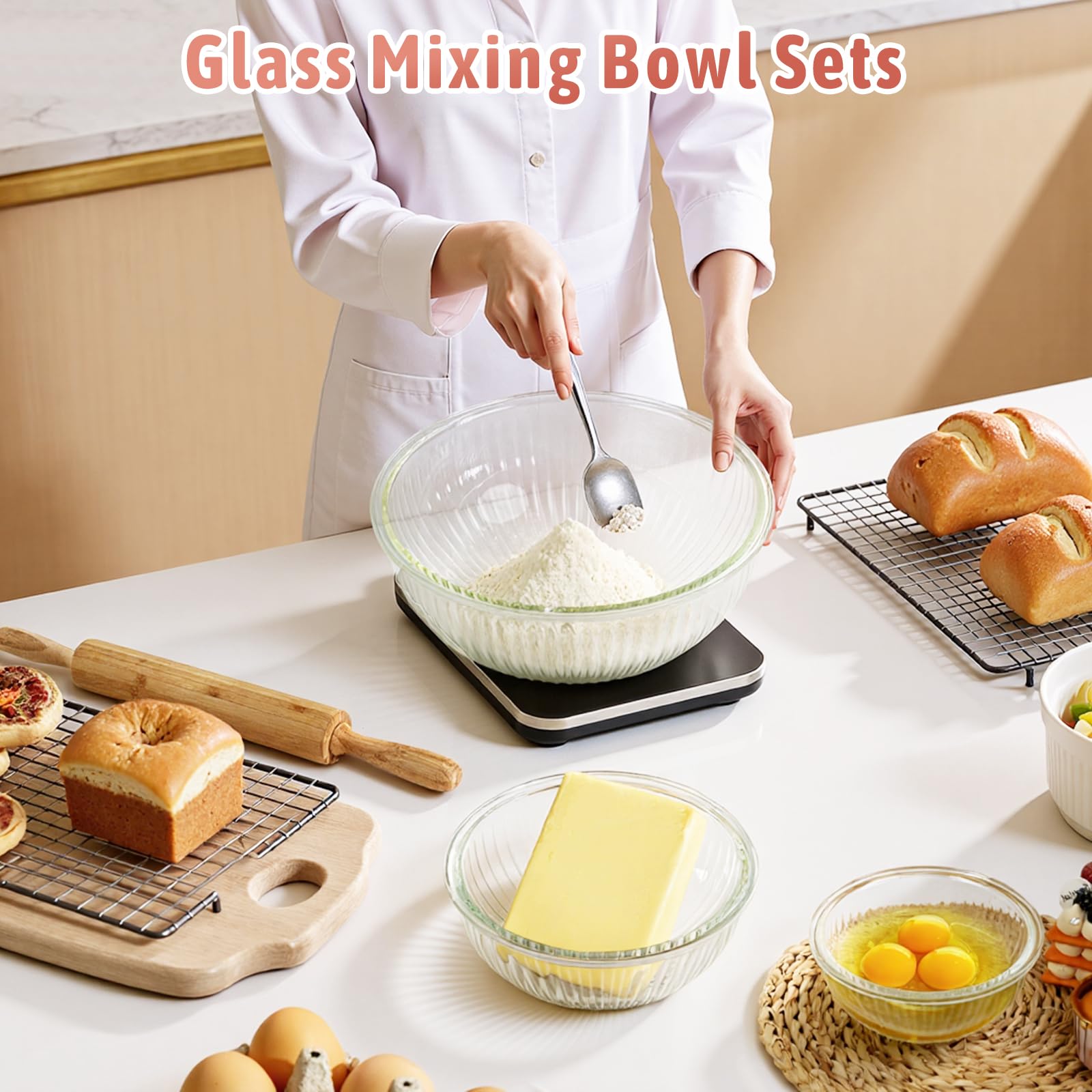 Freshmage 0.5 qt bowl with lid ideal for toppings and measured ingredients.