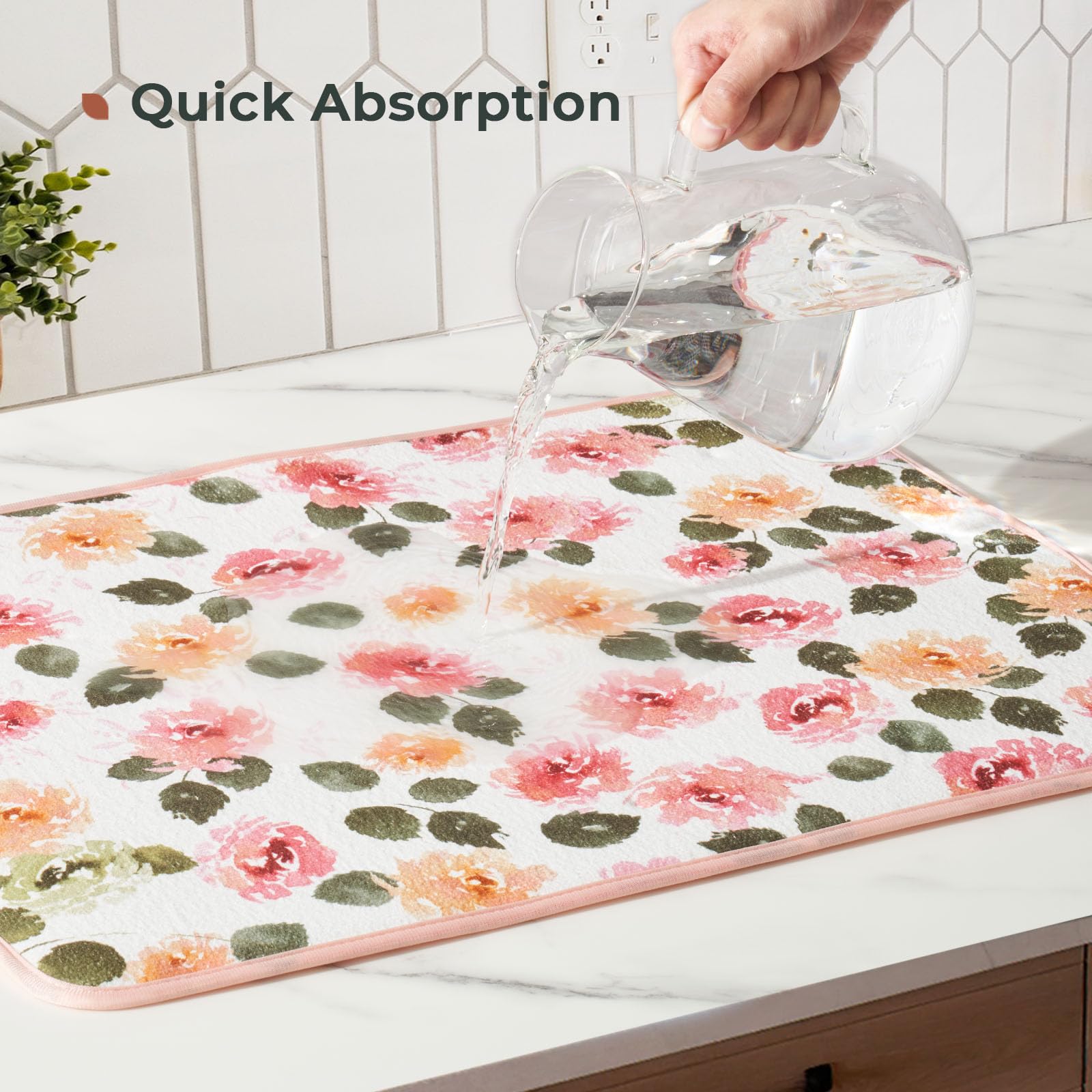 FRESHMINT grid reversible design dish mat offers versatile decoration and function