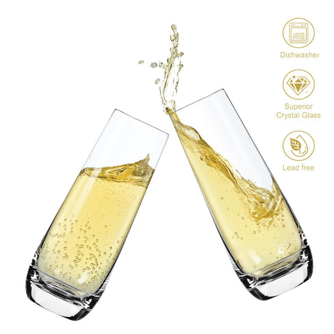 FrutPunch crystal-clear champagne glasses showcase bubbles with refined clarity during celebrations.