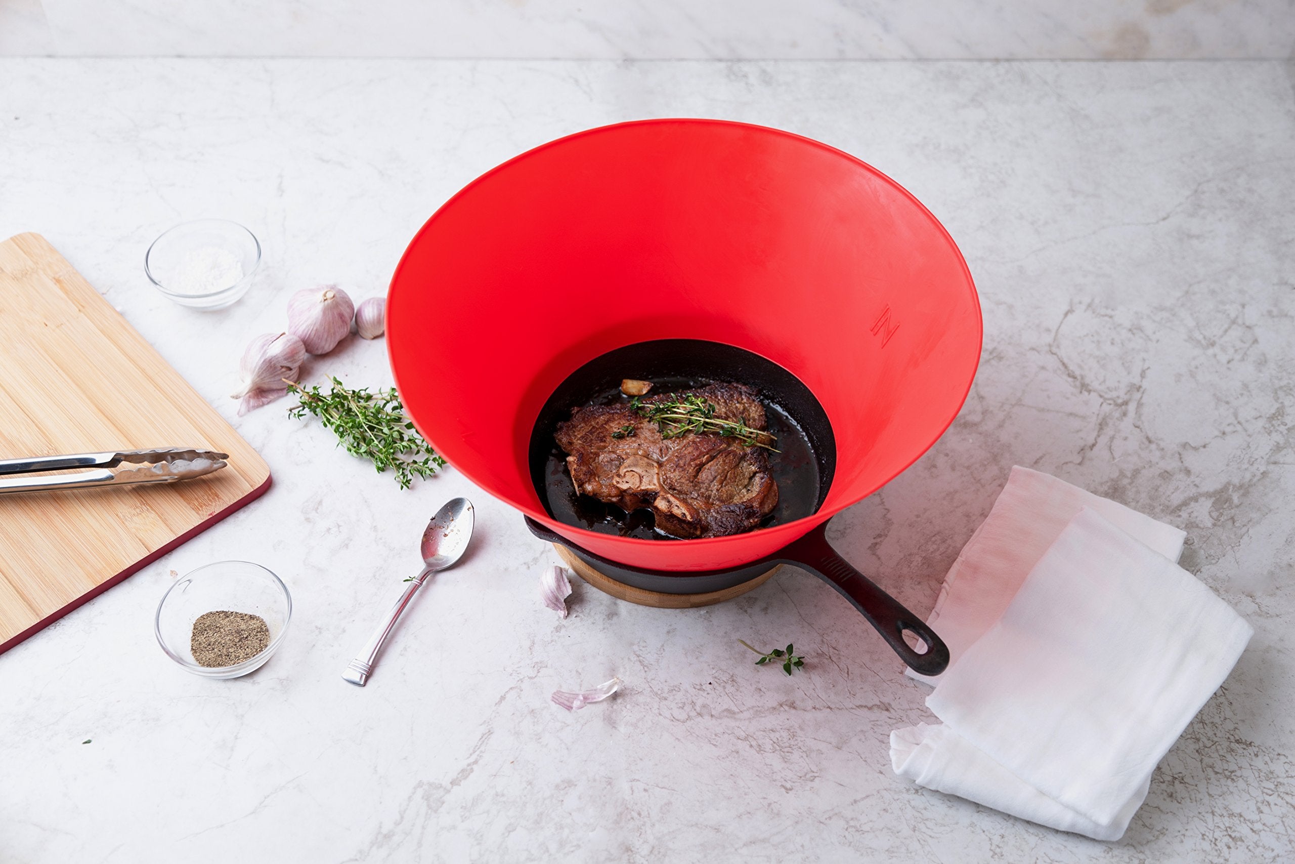 Frywall 12 large red splatter guard close-up shows BPA-free silicone for safe high-heat cooking