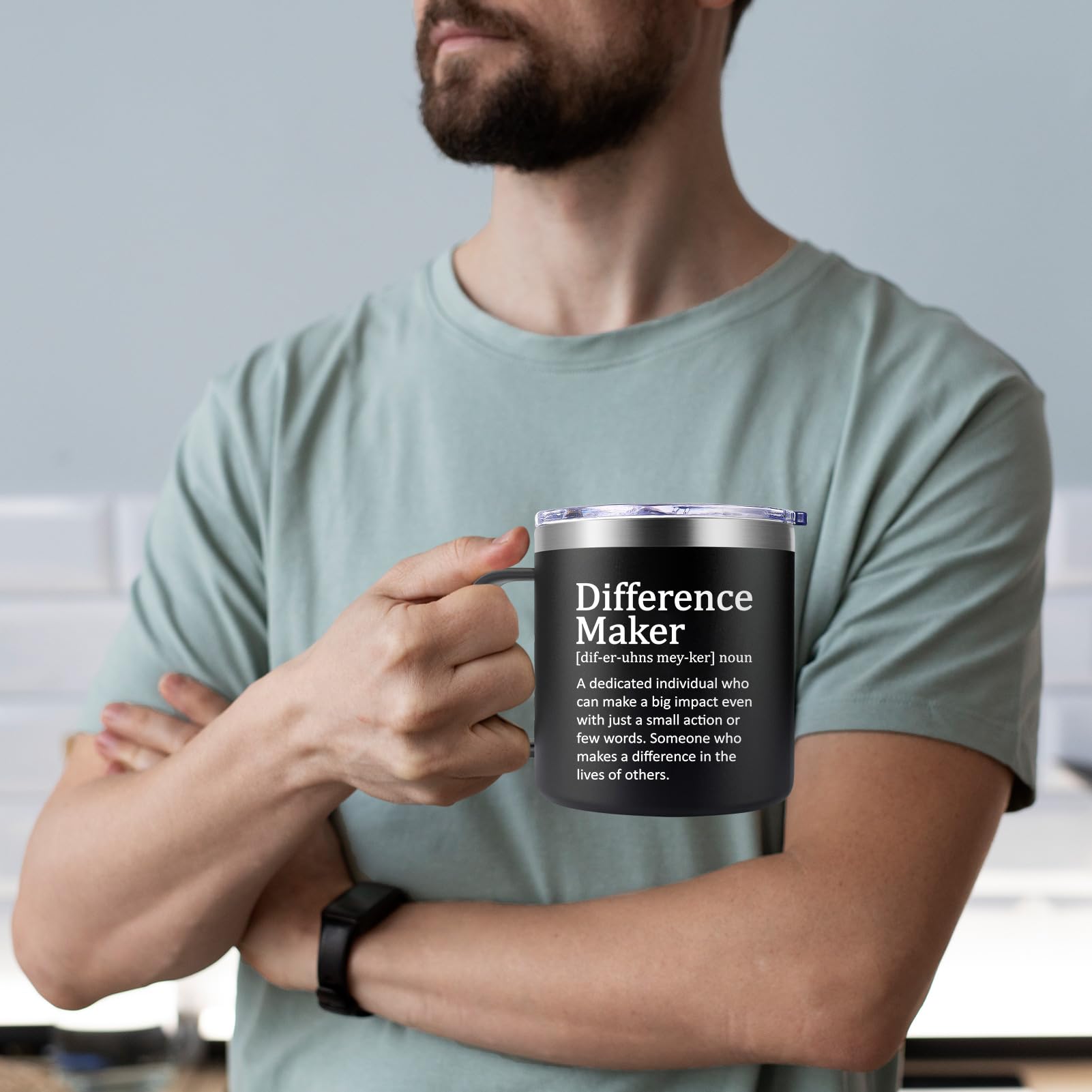 Hot coffee staying warm for hours in the 14oz mug