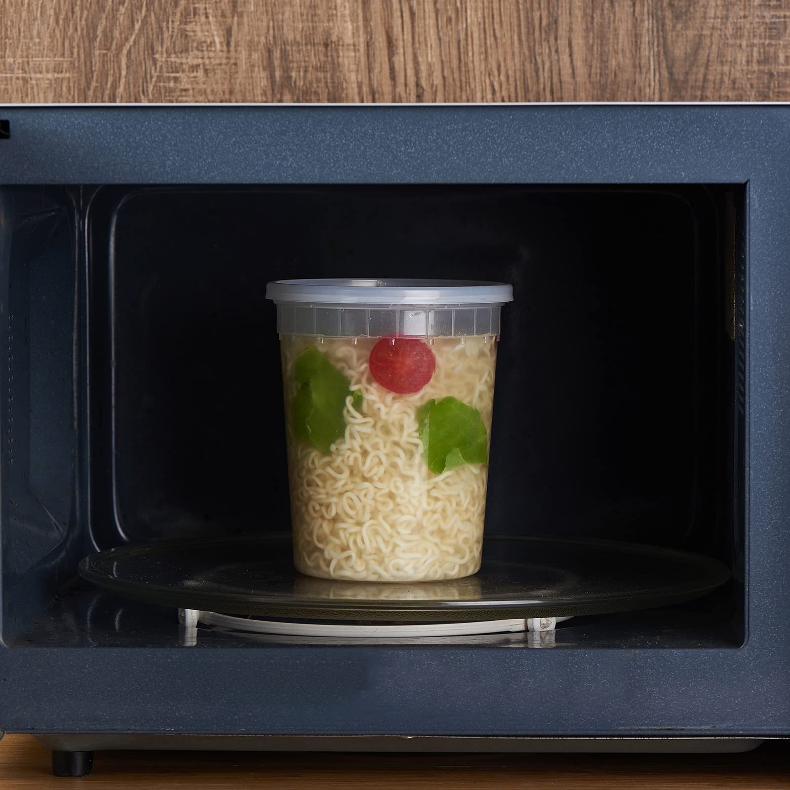 FulING 32oz deli container BPA-free materials ensure safe food storage.
