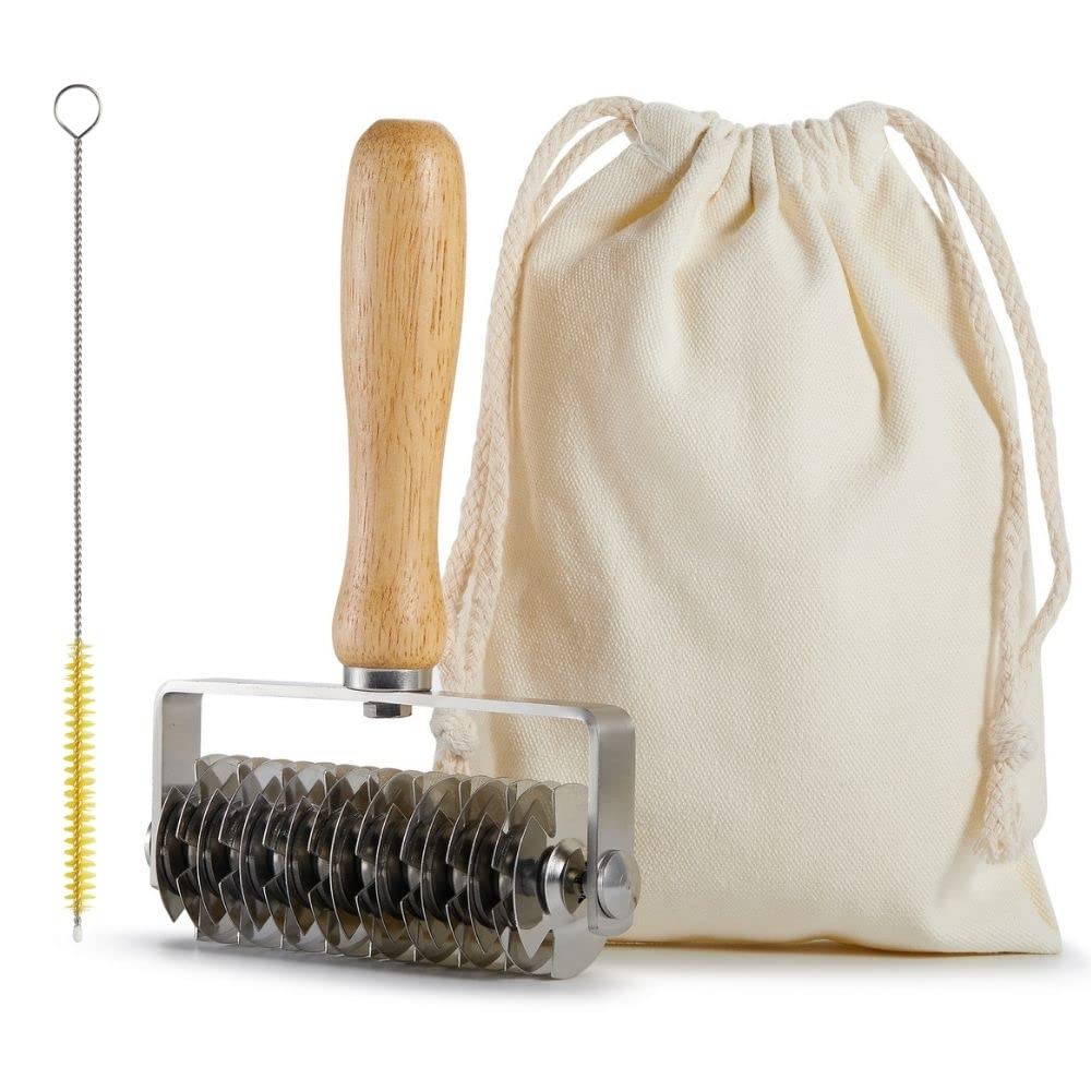 Funnans pastry lattice roller cutter in stainless steel creates even lattice patterns for pies.