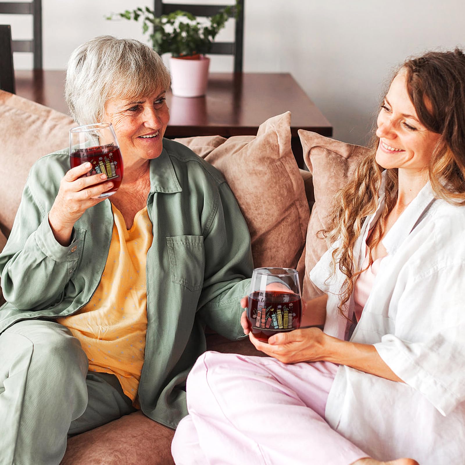 Futtumy book lovers glass, versatile for wine, water, or tea