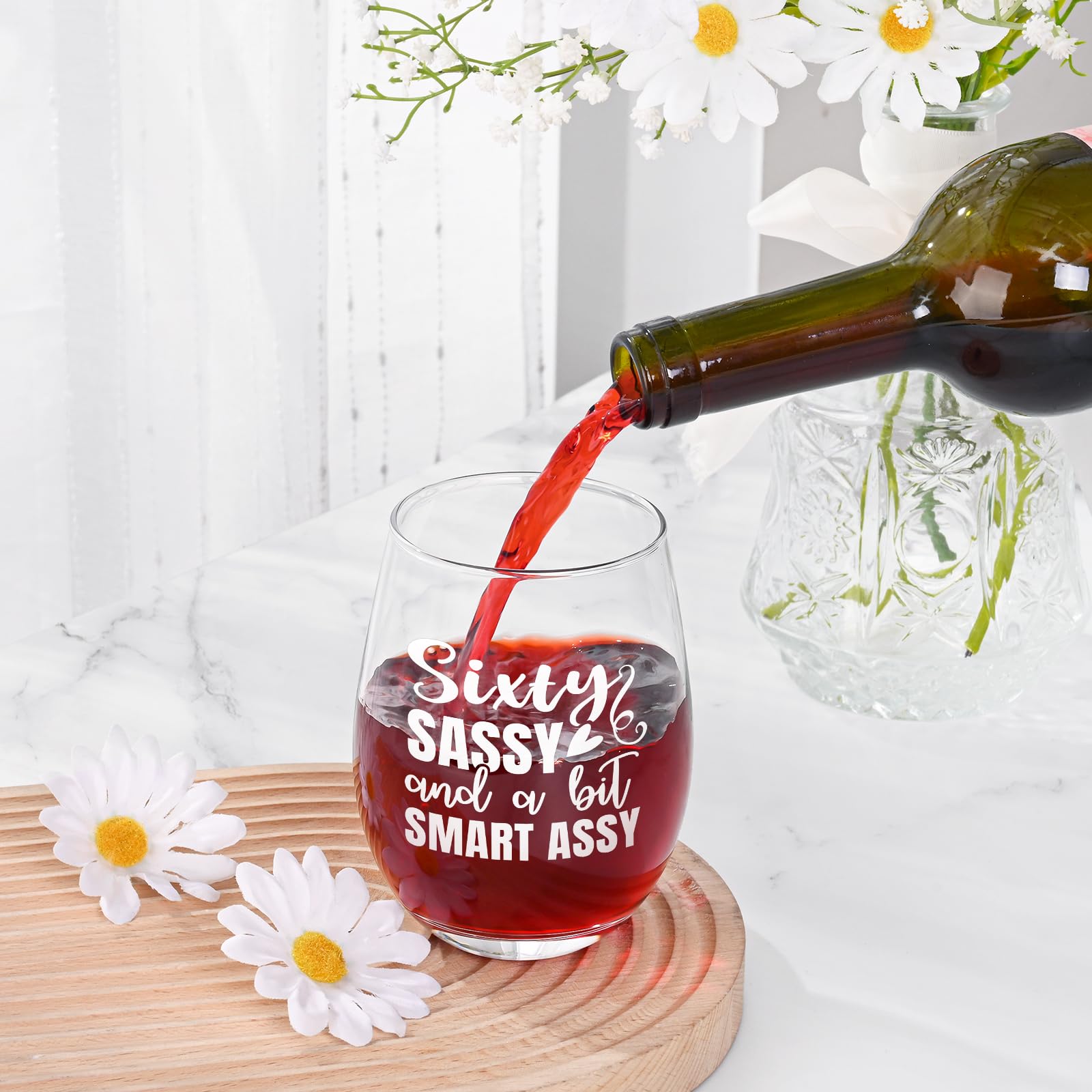 Futtumy sixty-sassy wine glass side view sturdy stem.