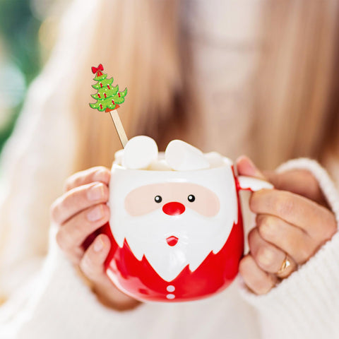 FYSUIMU wooden stirrers add festive flair to hot drinks.