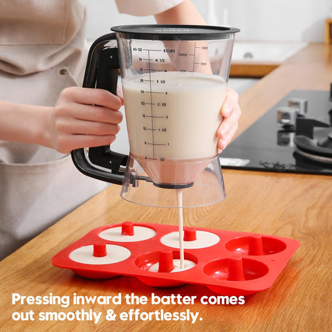 GAGAQI unbreakable triangle-handle provides a durable grip for busy kitchen use.