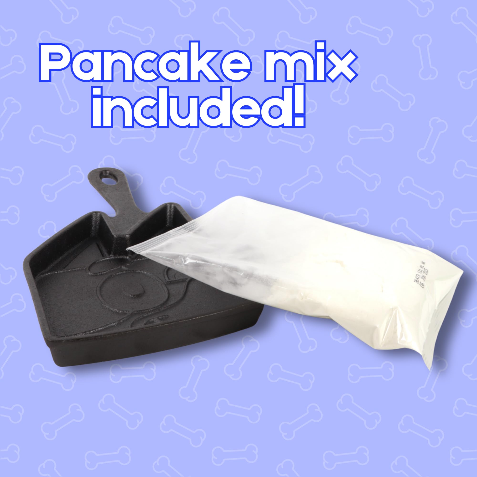 Galerie Bluey face-shaped pancakes on skillet, perfect for family breakfast fun.