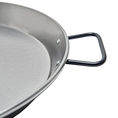 34cm Garcima paella pan highlights heat conduction across the surface.