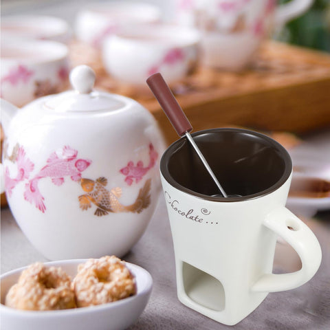 Garneck easy-clean ceramic surface fondue mug detail