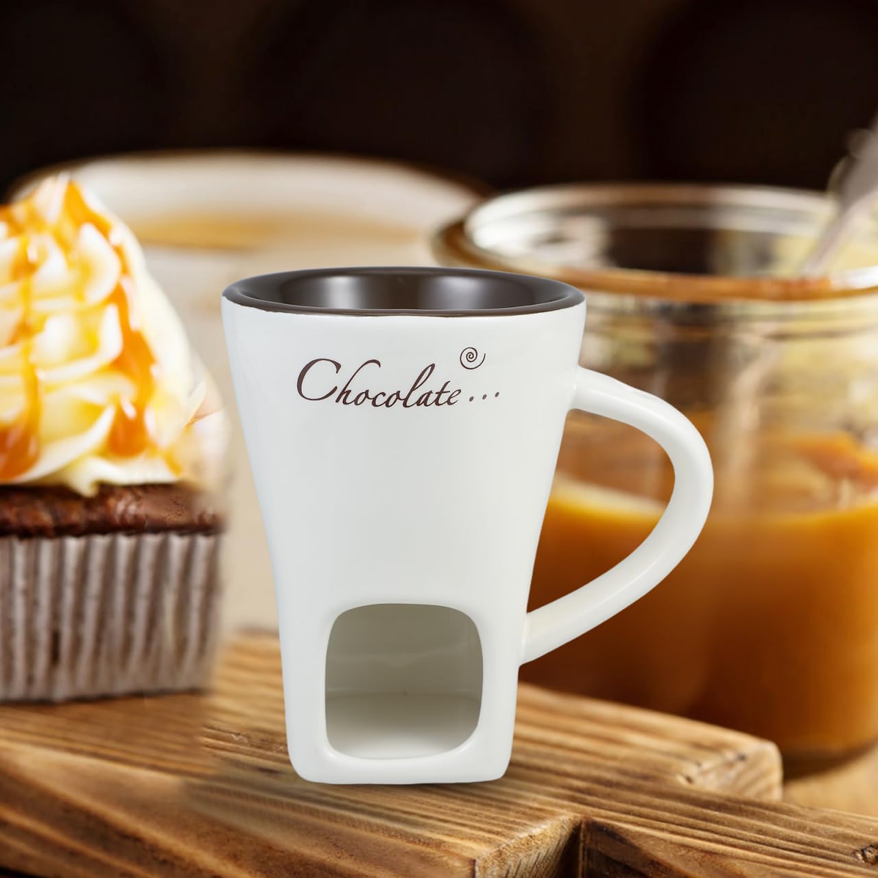 Garneck elegant fondue mug design to elevate dining