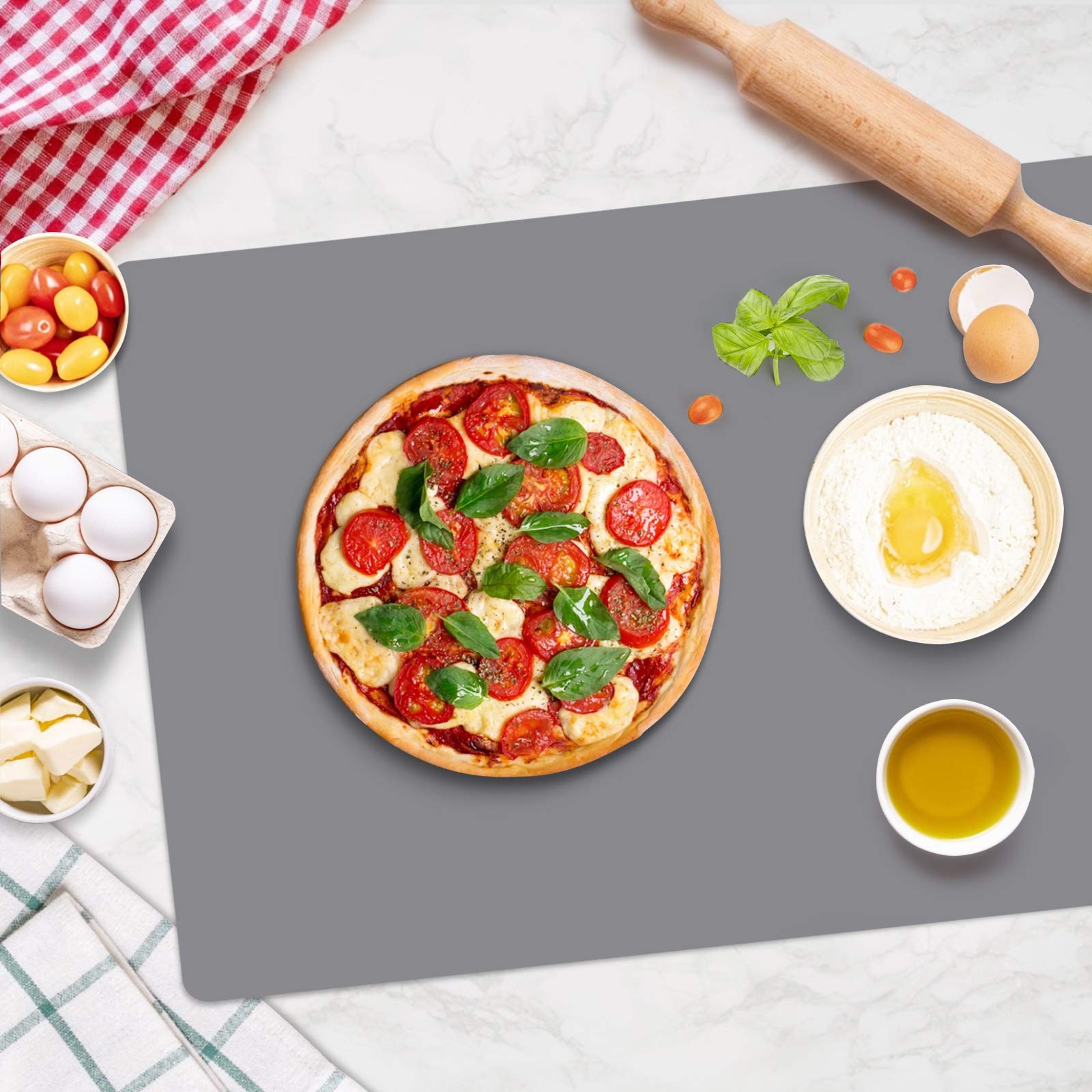 Gartful dark gray silicone mat protects surfaces during cooking