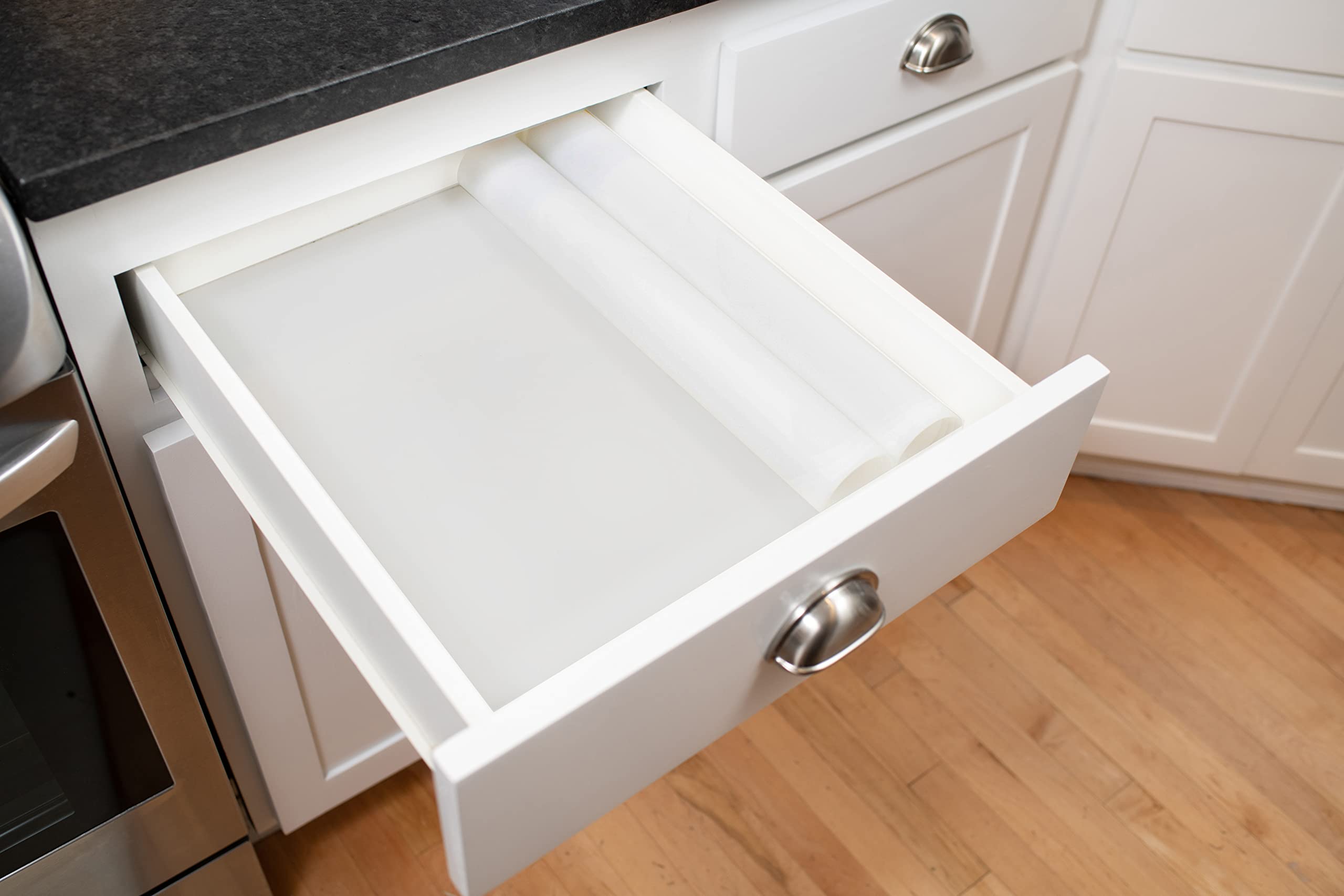 Gasare large mats cover ample counter areas for wide spaces.