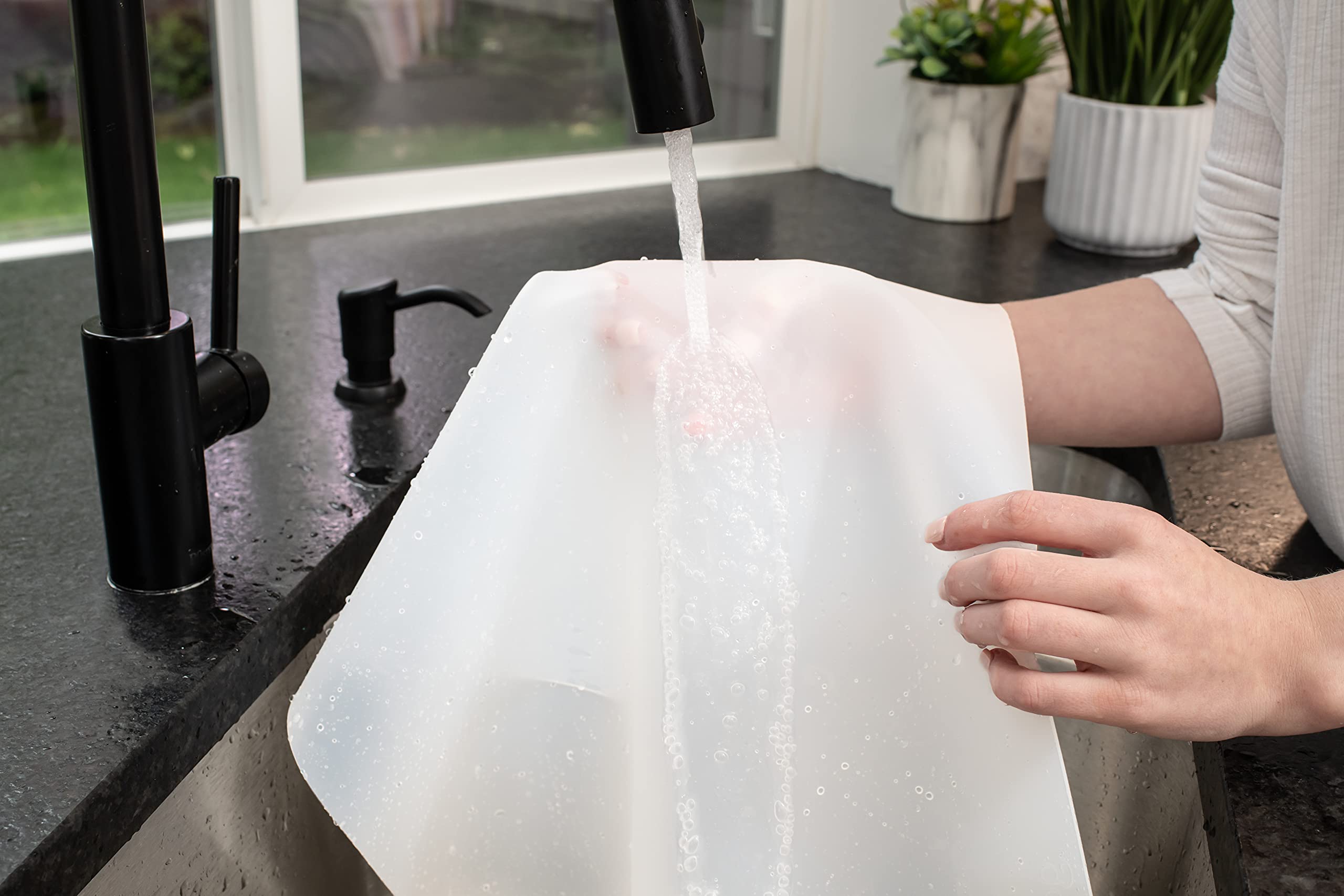 Gasare thick silicone mats provide durable protection for countertops and devices.