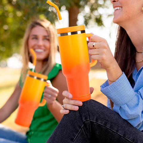 GAZLEMHO 2in1 lid provides airtight seal for spill-proof travel.