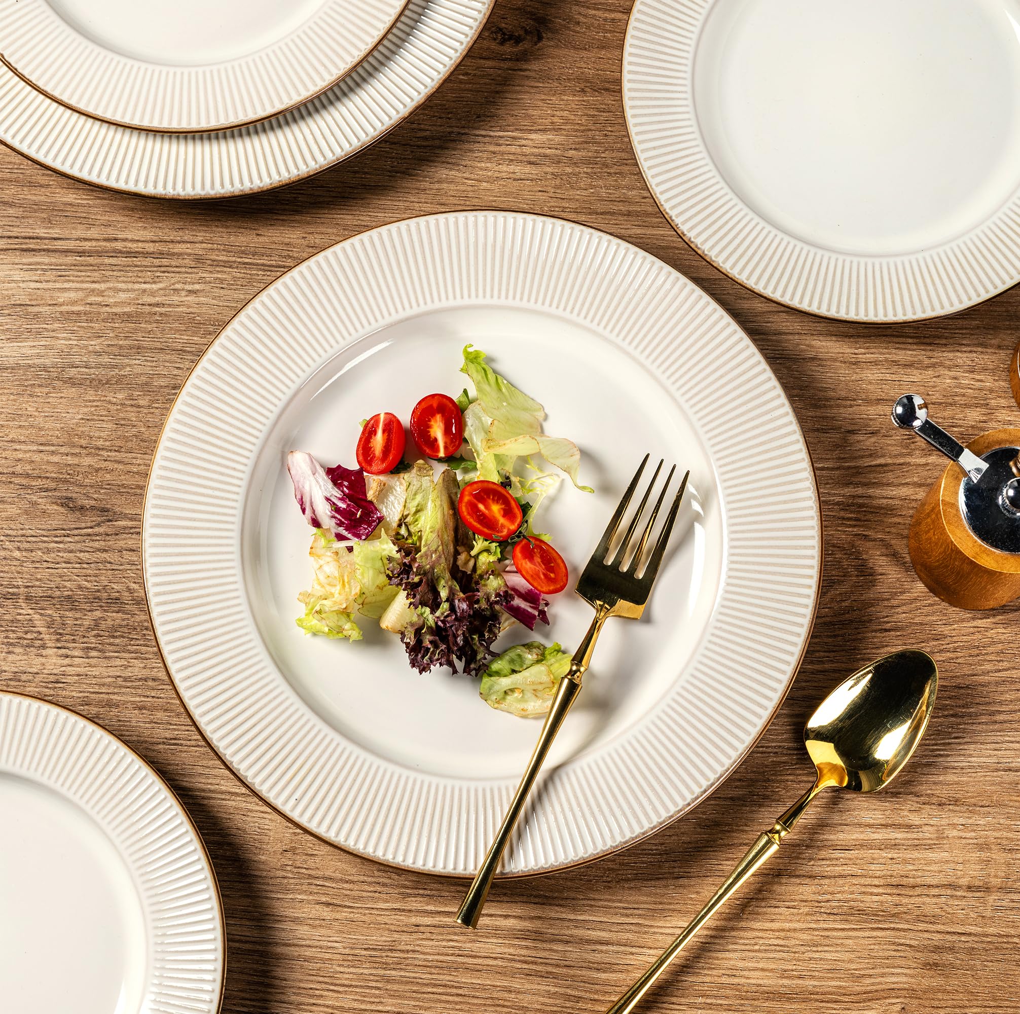 GBHOME soup bowls with white glaze, perfect for soups and cereals.