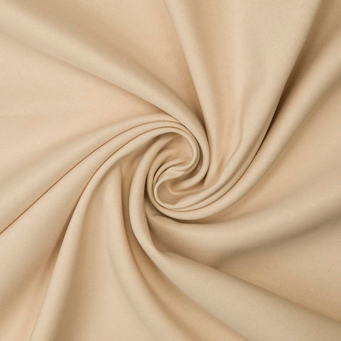 Gee Di Moda napkins suit weddings and holidays with versatile décor pairing.