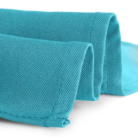 Gee Di Moda heavy-duty polyester fabric resists wrinkles for smooth table settings.