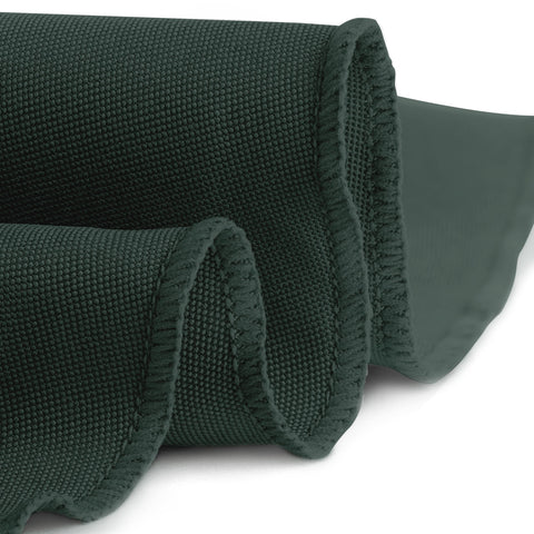 Gee Di Moda outdoor dining setup with wrinkle-resistant fabric