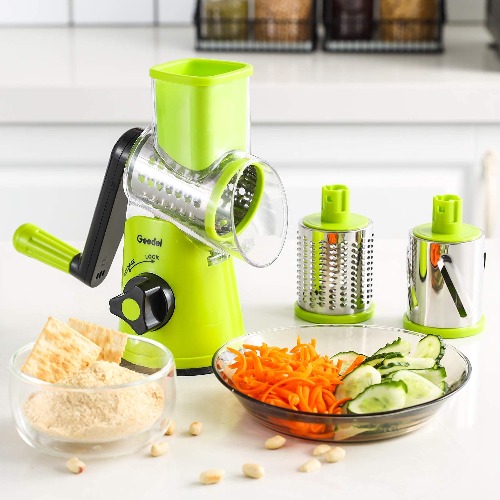 Geedel food pusher keeps fingers away from blades.