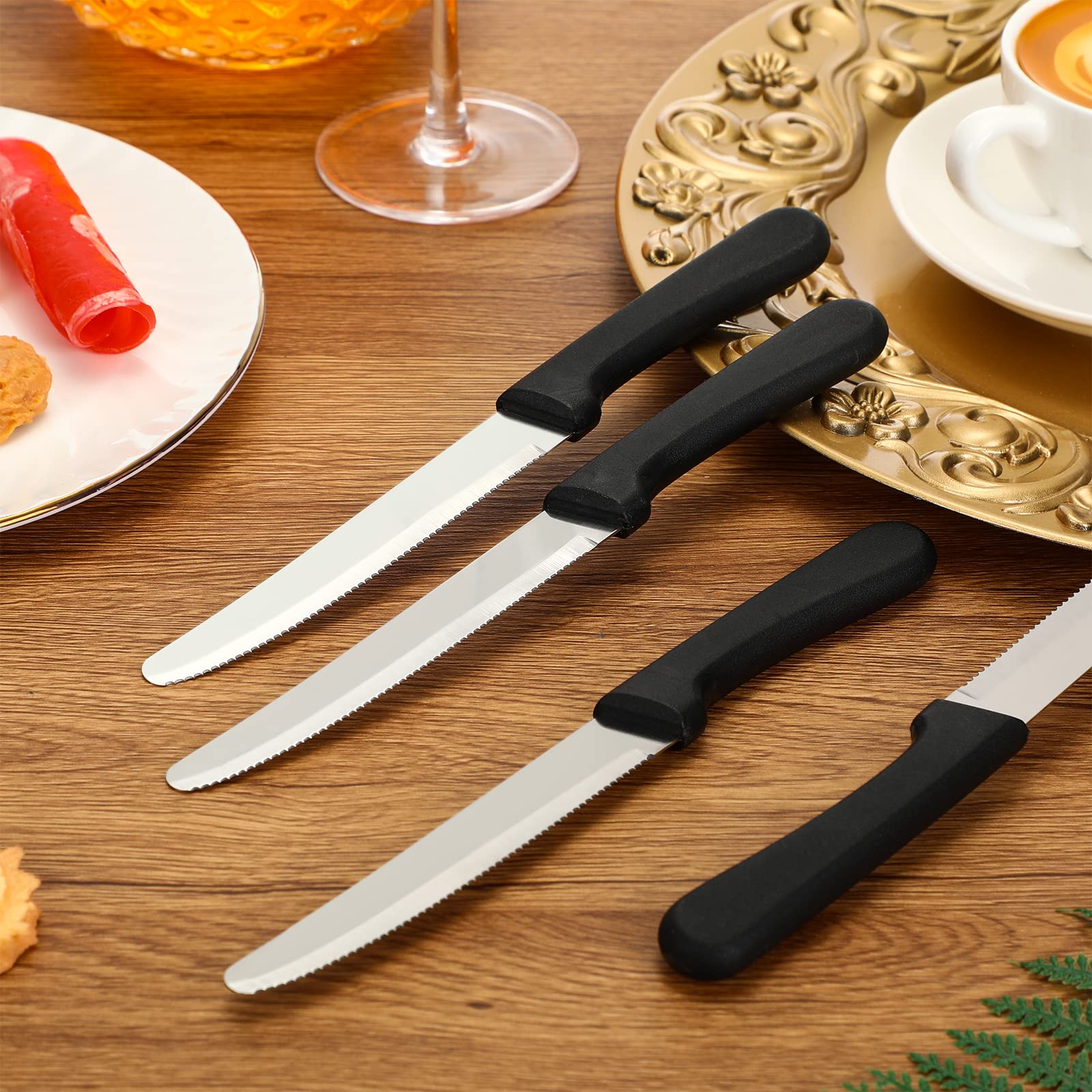 Geelin packaged 50 knives ready for gifting or events