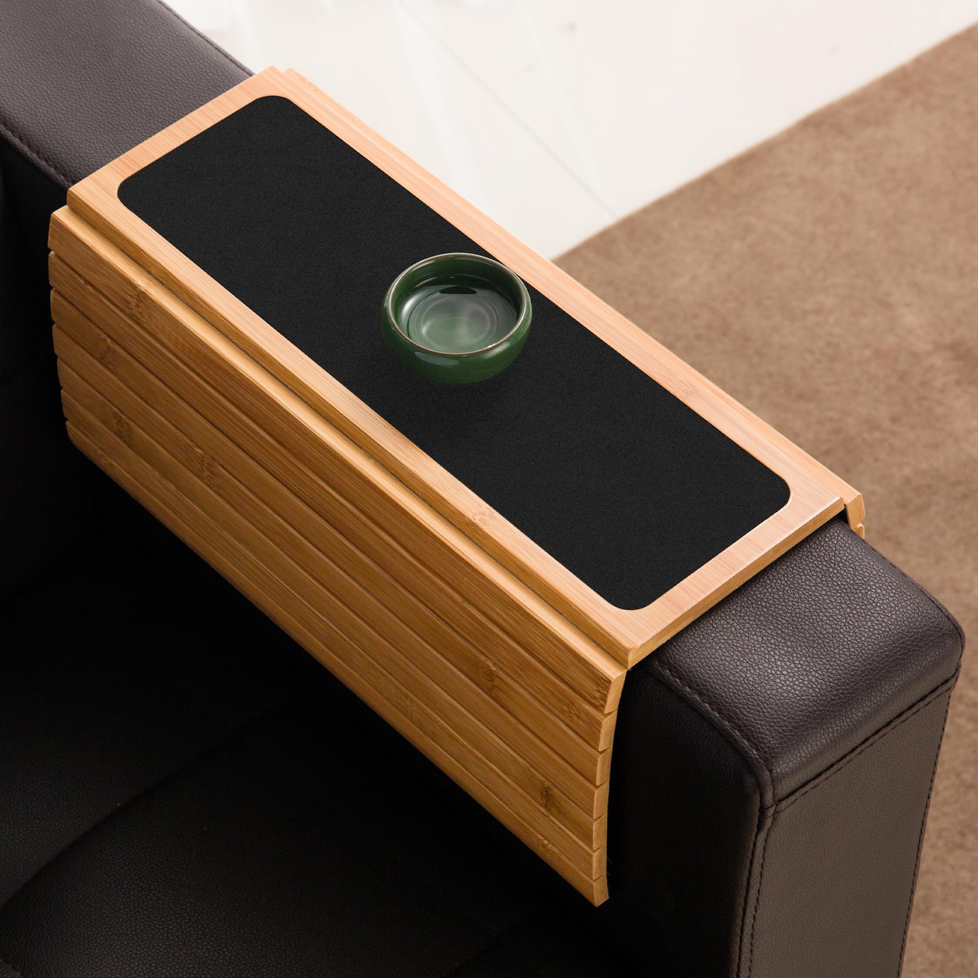 GEHE bamboo surface cleans quickly and resists stains.