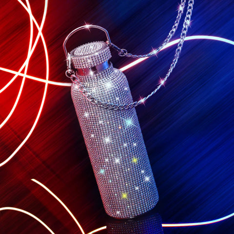 Geiserailie Diamond water bottle in use for tea or coffee