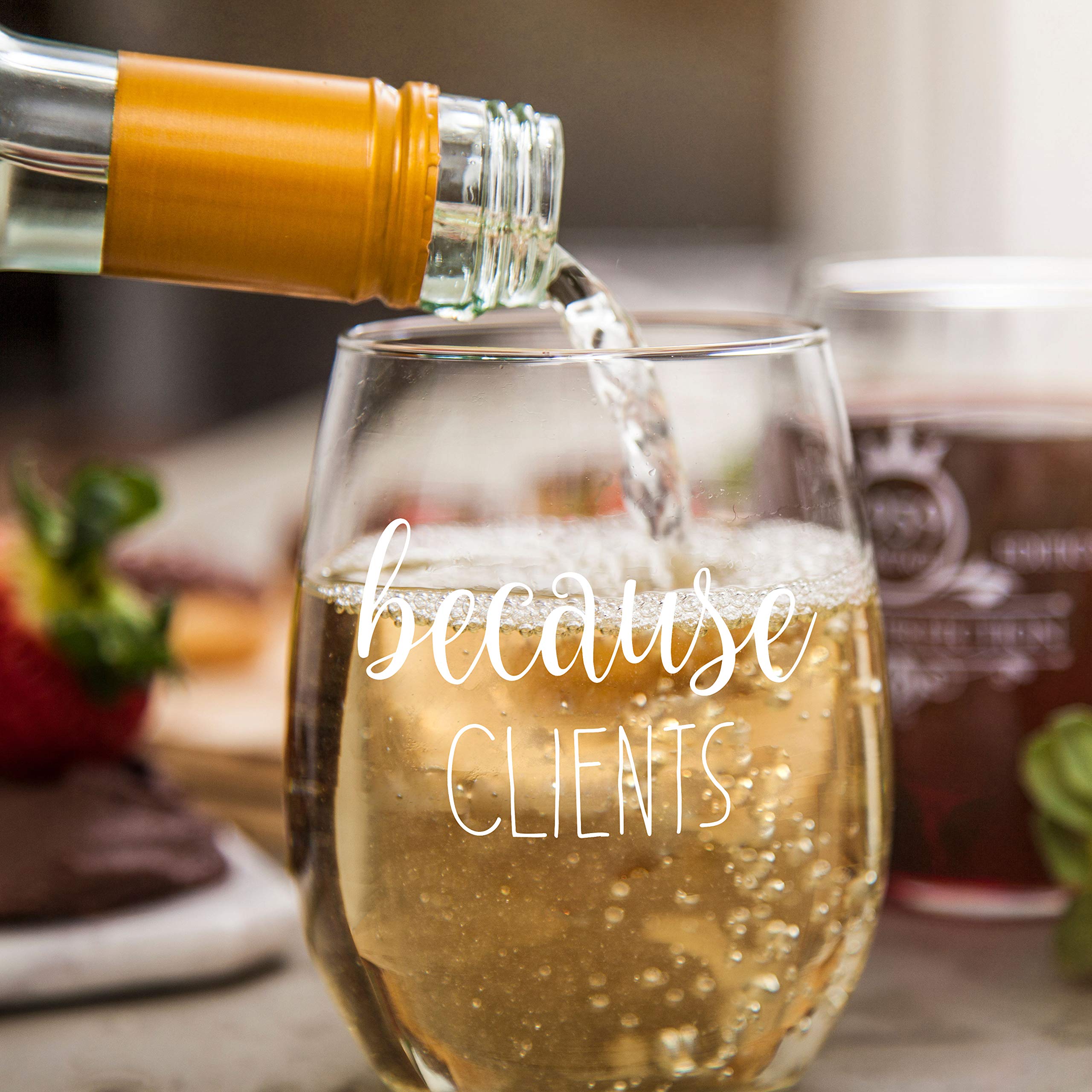 Gelid stemless design for stable, spill-free serving