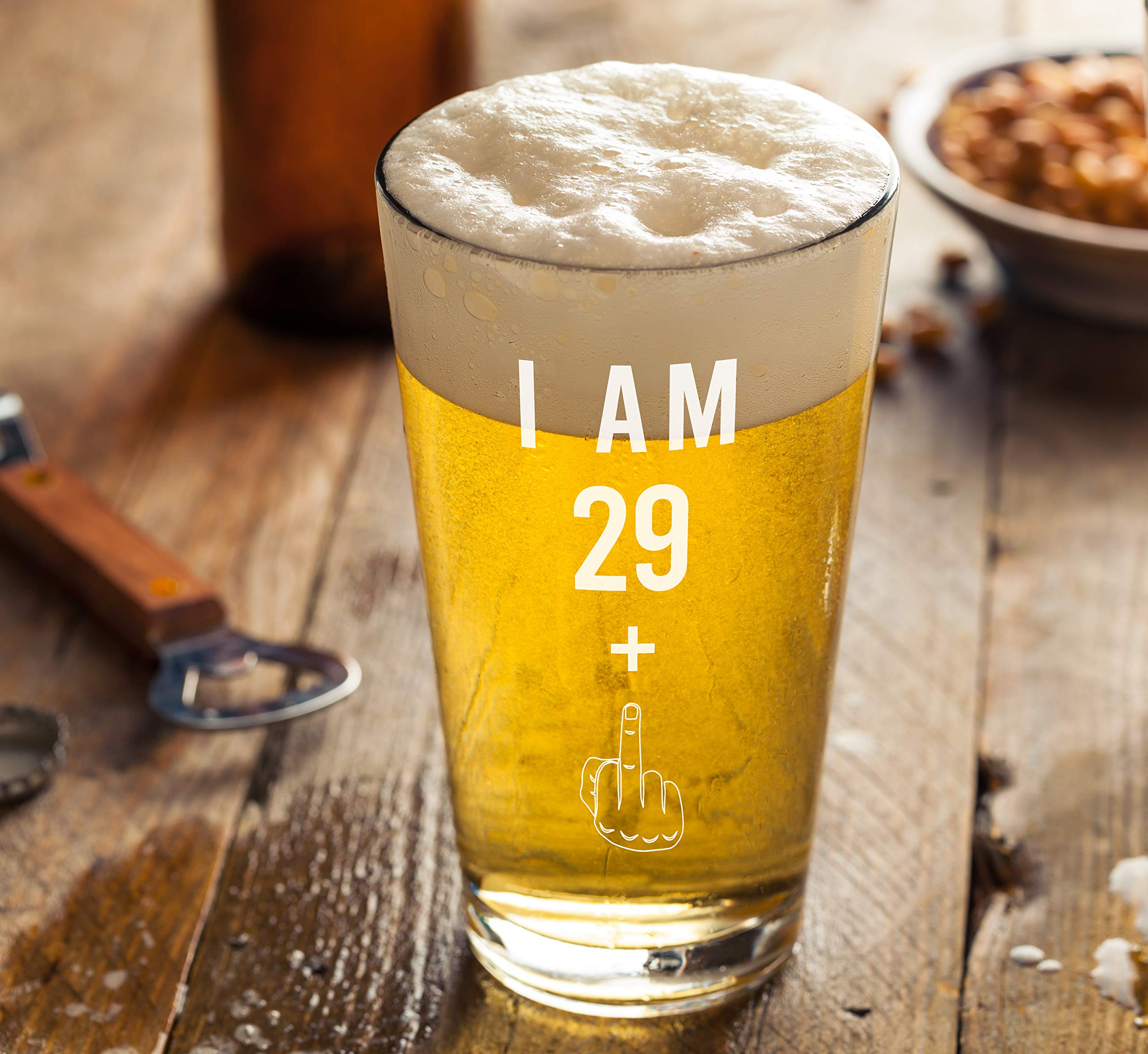 Gelid craft beer showcase glass with crisp clarity and balanced weight.