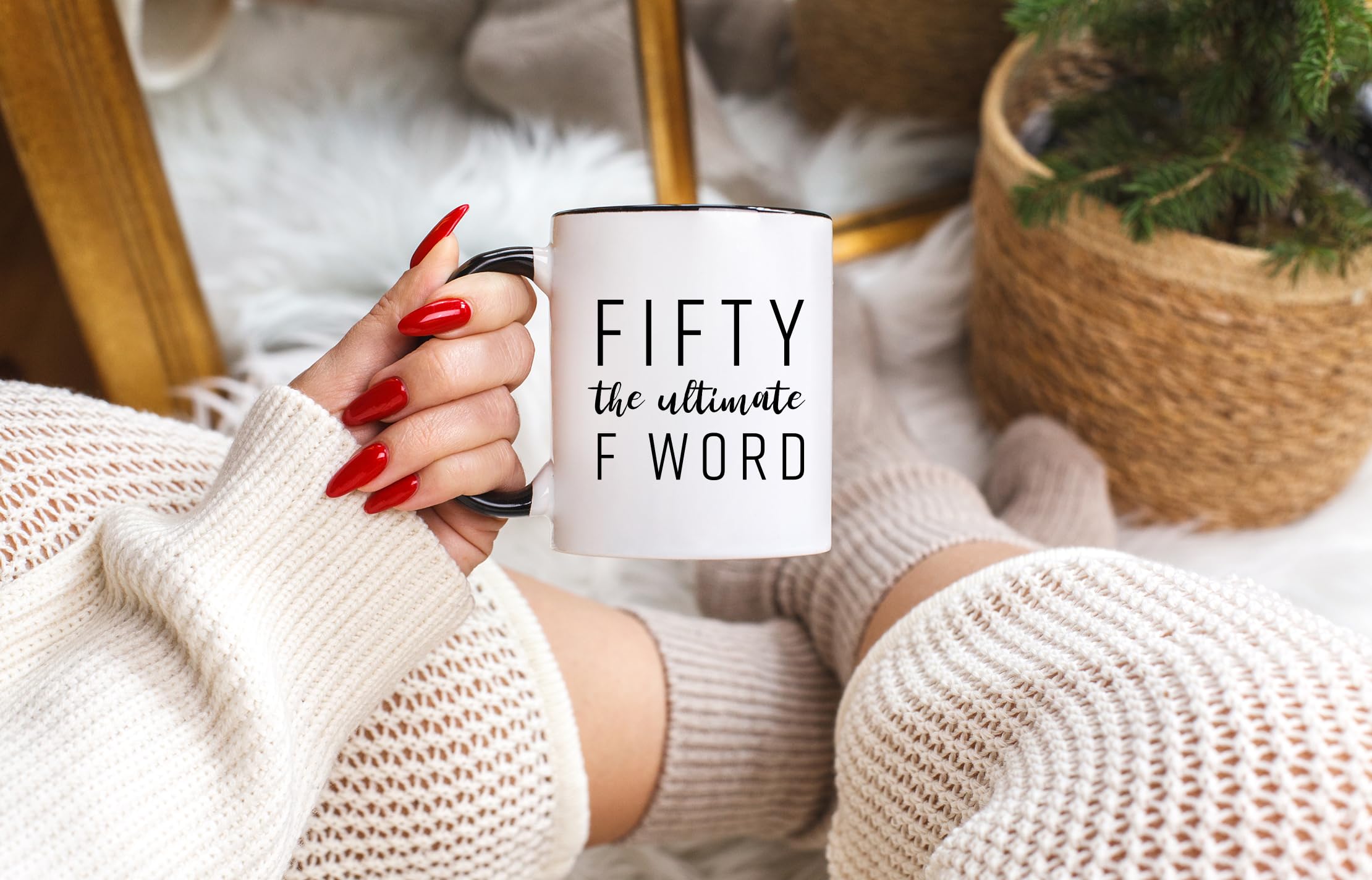 Gelid Fifty mug features a double-sided print for lasting coffee enjoyment.