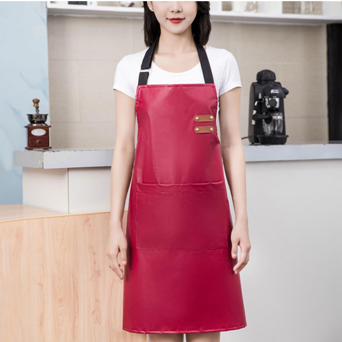 GEMBITYFUL apron ideal for multipurpose kitchen and craft tasks.