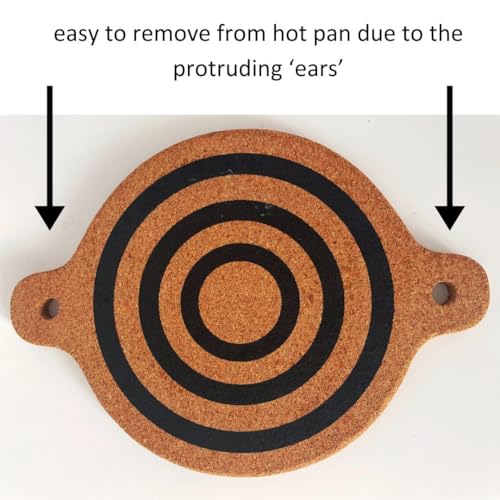 Generic magnet cork-trivet 8in setup demonstrates versatile size options