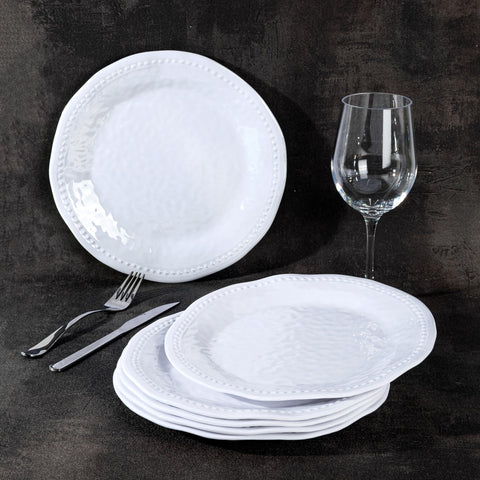 Dishwasher safe melamine plate that is easy to clean.