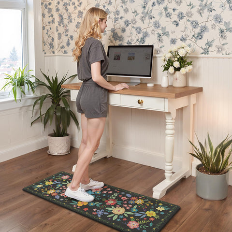 GENIMO front-door decorative mat combines style and practicality.