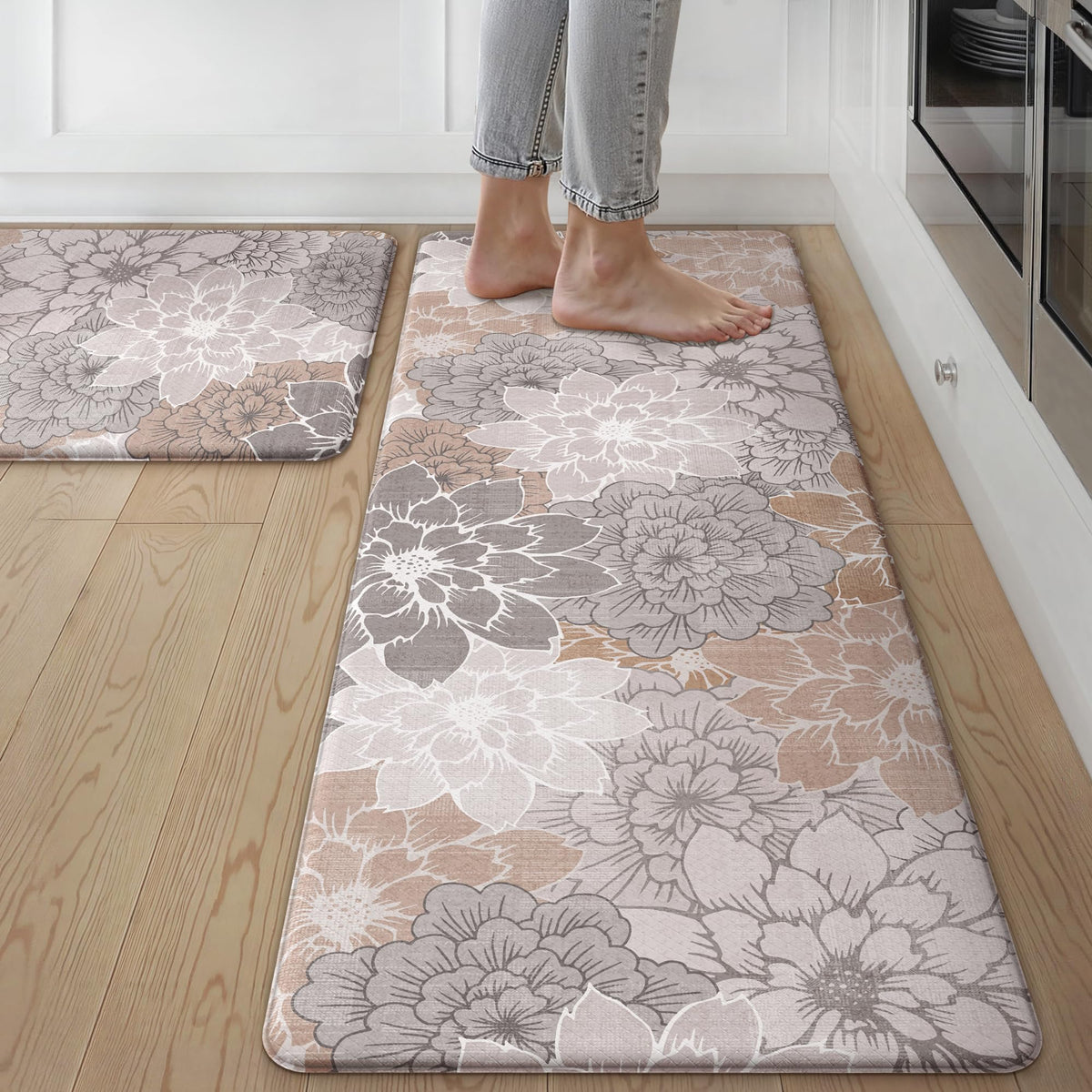 GENIMO kitchen mat with non-slip top surface for safe, steady standing.